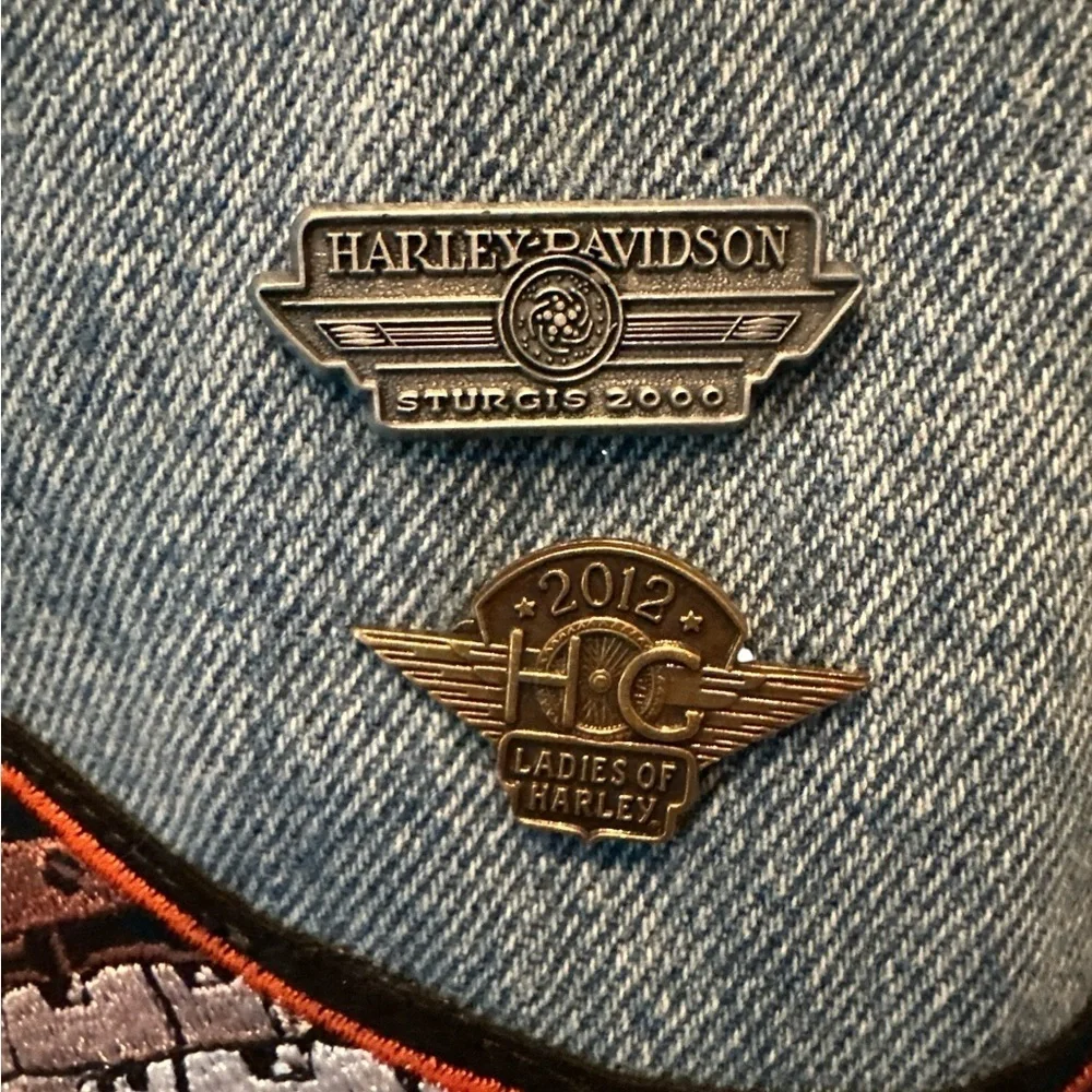 RARE Men's Harley Davidson Moto Waco TX Jean Jacket with Pins Patches Sz XL